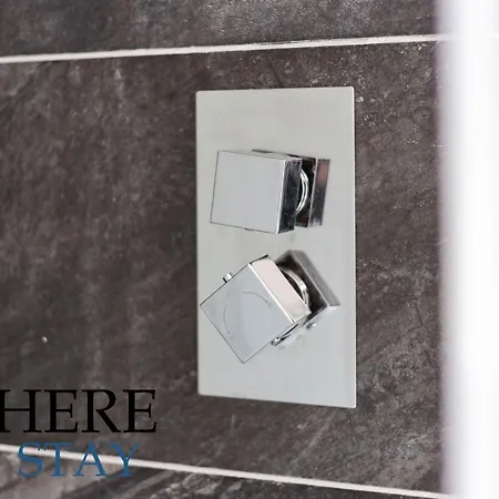 Elegant 4bed House-free Parking * バロー・イン・ファーネス