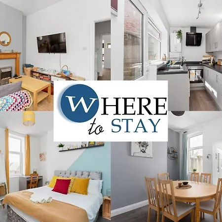 Elegant 4bed House-free Parking Holiday home *
