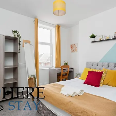 Elegant 4bed House-free Parking バロー・イン・ファーネス